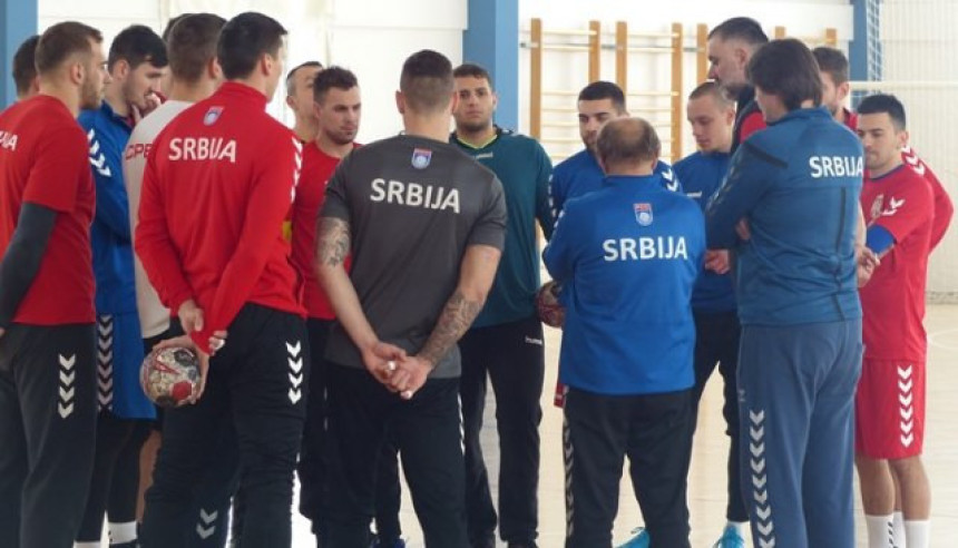 СП: Крећу ''Орлови''! Прво на Русију!