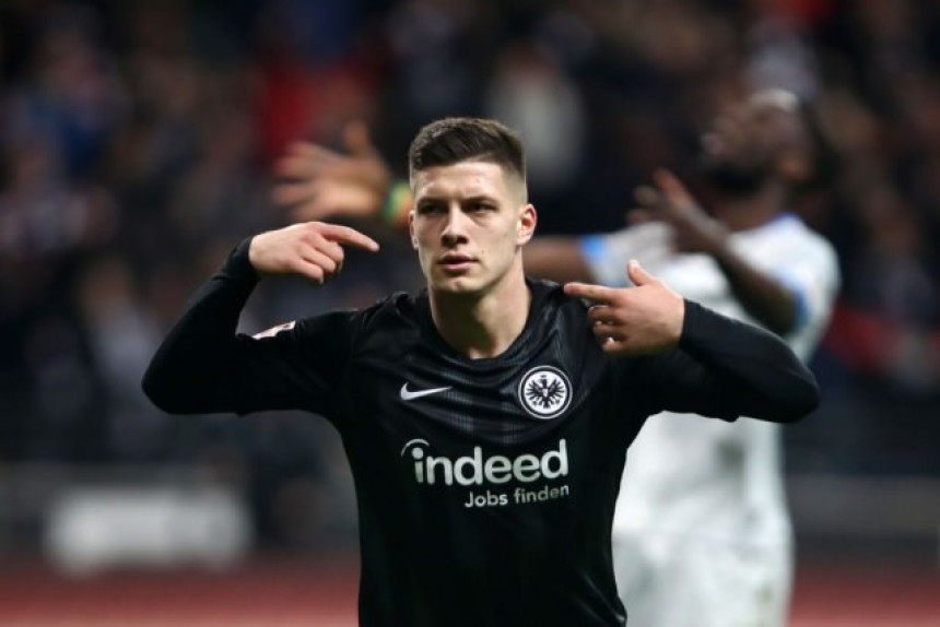 BL: Jović ispred Levandovskog!
