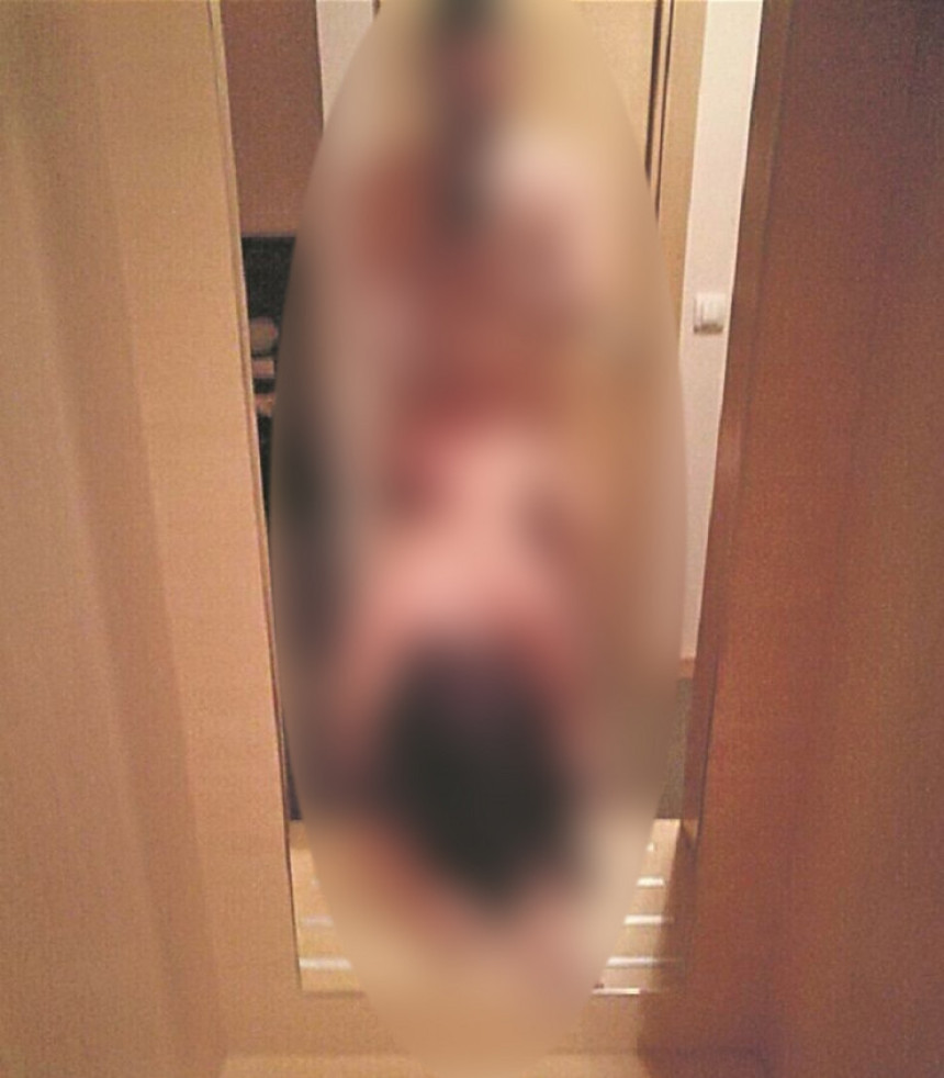 Bludnom popu se gubi svaki trag