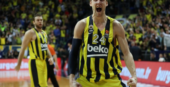 Video: 10 najboljih poteza u dosadašnjem dijelu EL...