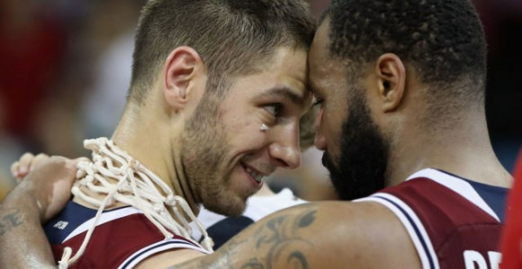 Видео - ЕЛ Топ 10: Лазме "залијепио" Јовића!