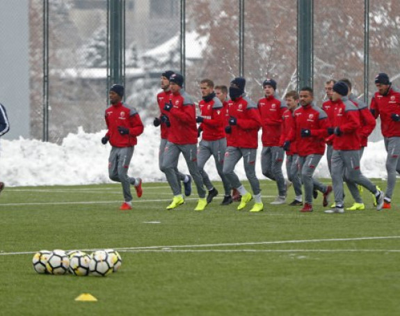 Zvezda počela pripreme...