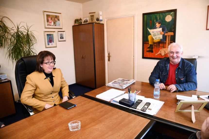 Kormak posjetila Glas i Nezavisne novine