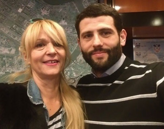 Уз раме Шапићу: И рукометашица поклања медаље!