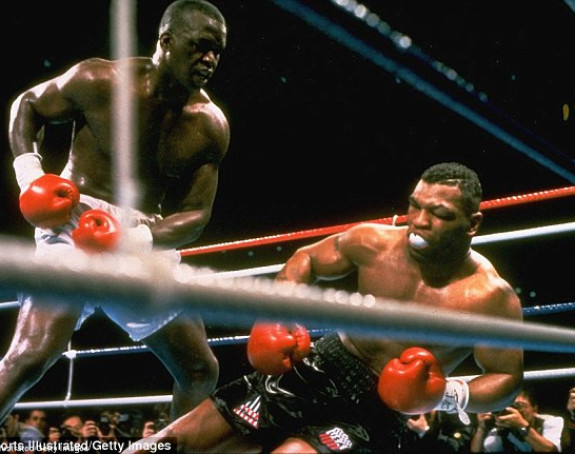 Video: Dan kada je počeo kraj Majka Tajsona...