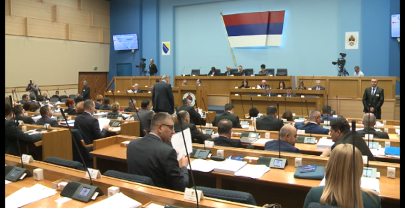 Skupština sutra raspravlja o zaduženju vrijednom 950 miliona KM?!