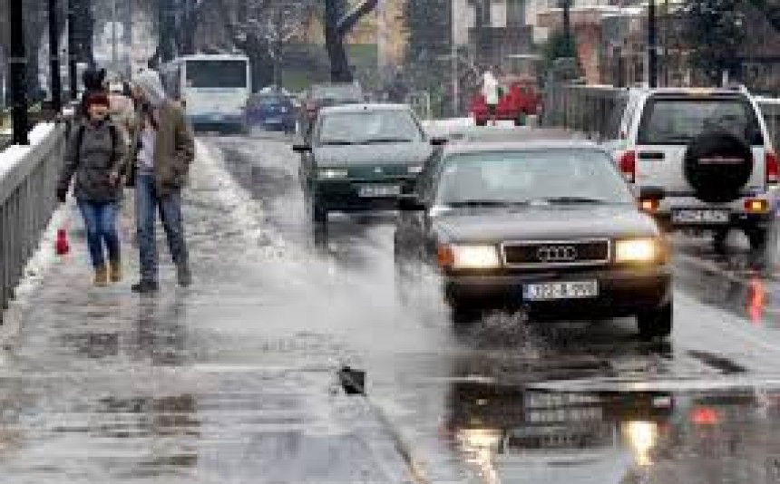 Током дана слабије падавине