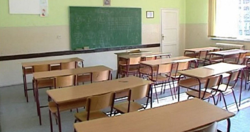 Privremeno prekinuta nastava u Šekovićima