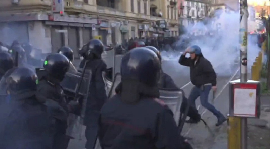 Sukobi policije i demonstranata