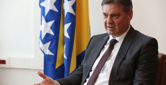 Poručio Dodiku: RS nije država