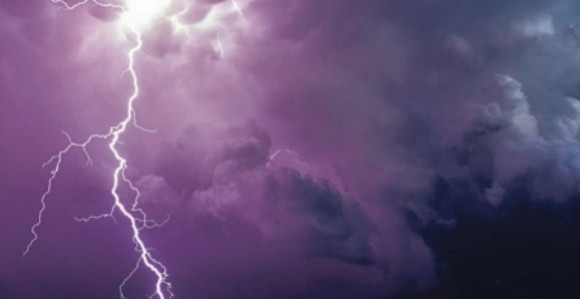 Od udara groma 16 poginulih