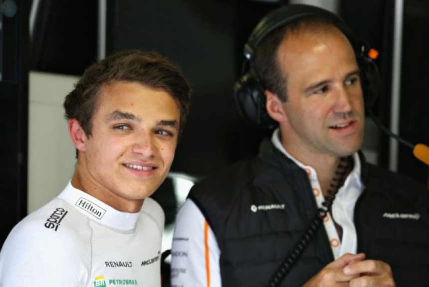 Видео: Бициклом на стазу Формуле 1!