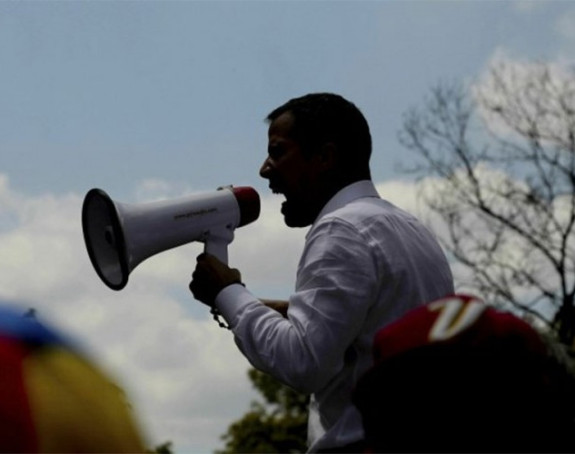 Венецуела: Не јењавају немири  