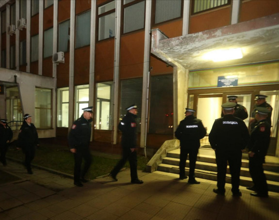 Propao opoziv, utjeha u tužbama