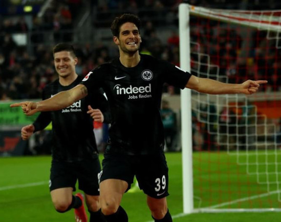 БЛ: Ајнтрахт не одустаје од Лиге шампиона!