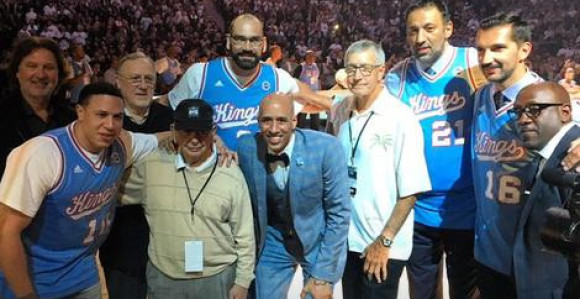 Video: Divac i Peđa opet u dresu Sakramenta!