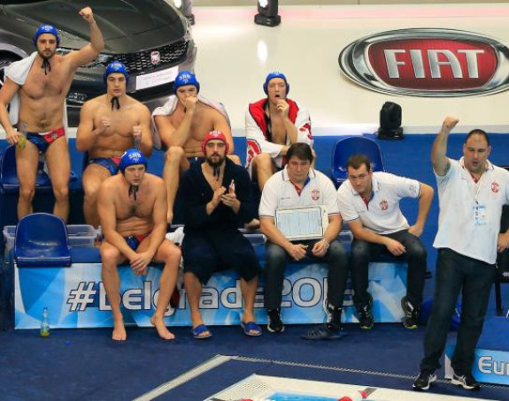SL: Podmlađeni ''Delfini'' lako sa Slovačkom!