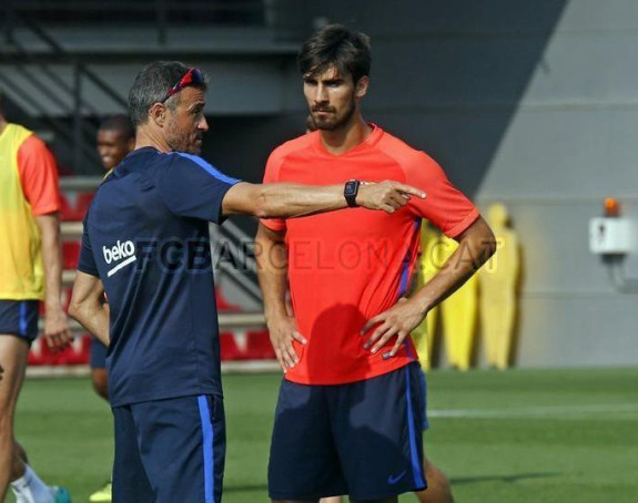 Svi ga “pljuju“, Enrike ga brani: Jadno je to što radite Gomesu!