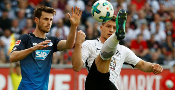 Luka Jović zauzima Mitrovićevo mjesto u napadu?!
