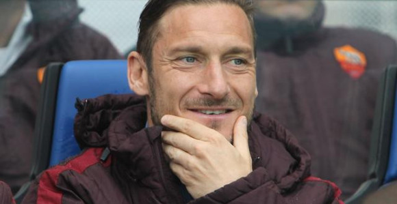 Toti baksuz? Možda je znao zašto se smije...