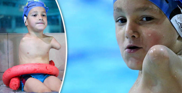Heroj: Dječak bez ruku osvaja medalje u plivanju!