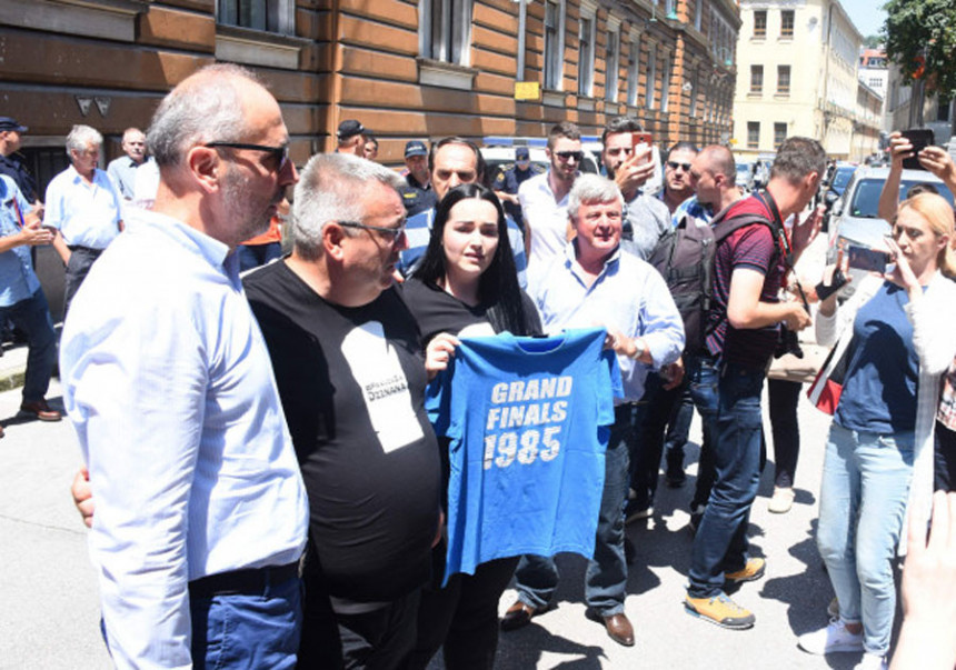 Porodica Memić o protestu u Beču