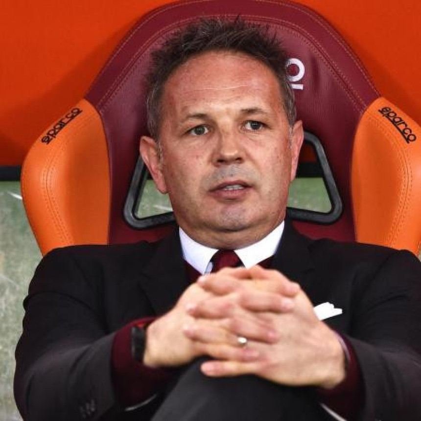 Mihajlović jedan od kandidata za klupu Lidsa?!