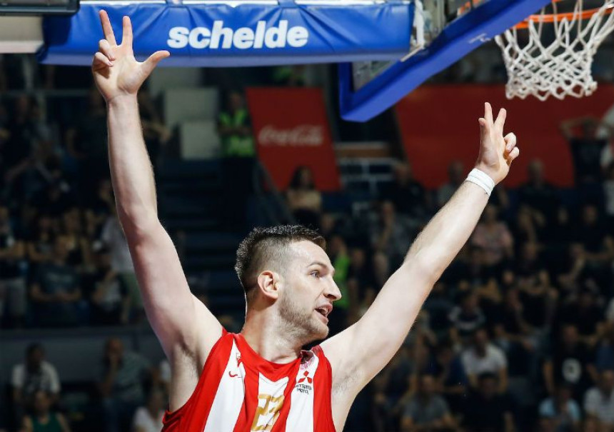 Омић о останку у Звезди...