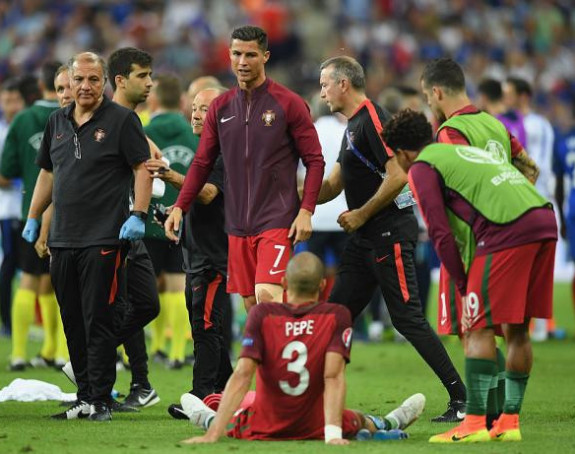 EURO - video: Ronaldo je pravi lider - govor koji je okrenuo finale!