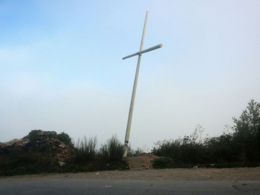 Pred izbore stiže krst na Zlatište?!