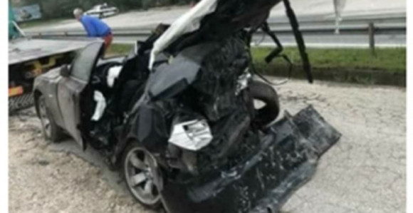 Dvoje mrtvih u teškoj nesreći