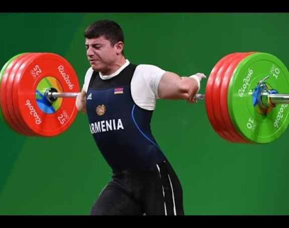 OI - video: Strašan prelom ruke dizača tegova!