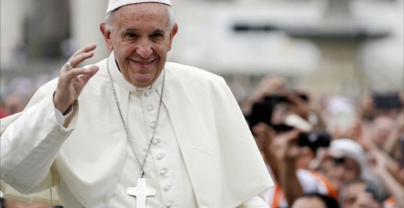 Papa se sprema da ide u Rusiju