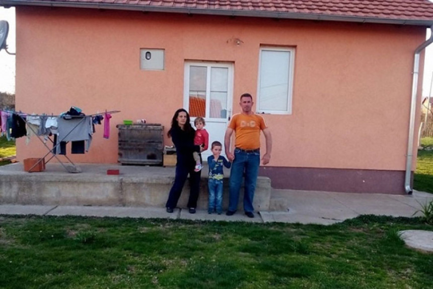 Kosovo: Pucali na Srbe povratnike