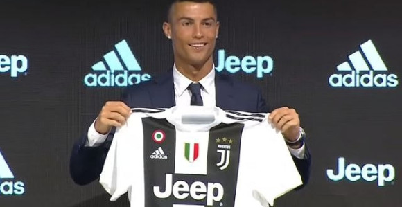 Video: Aplauz je doveo Ronalda u Torino!