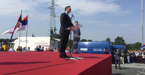Vučić pozvao Srpsku da spusti tenzije