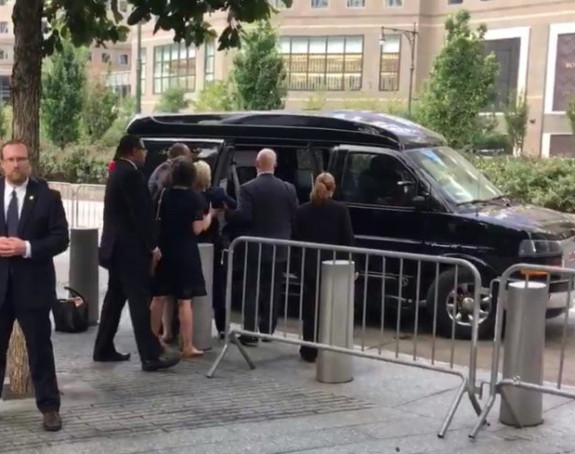 Klintonova se srušila u centru Njujorka