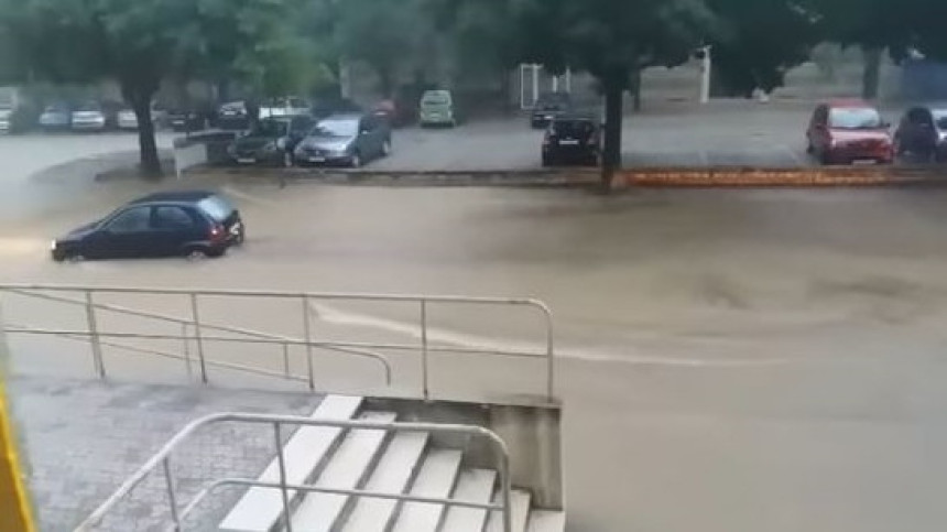 Jako nevrijeme u Zadru i Šibeniku