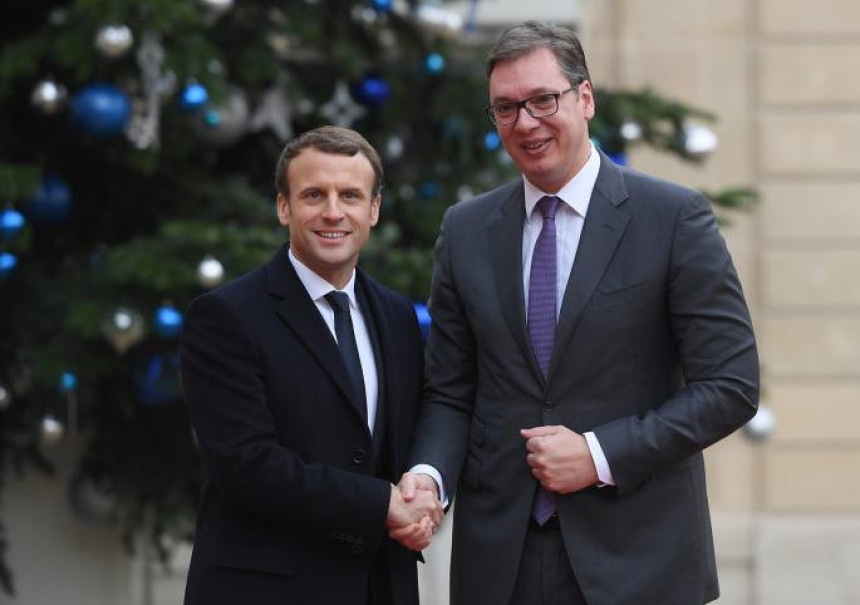 Vučić: Makron uskoro u Srbiji