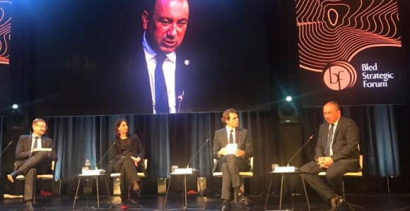 Dogovoru treba dati šansu