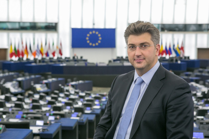 Plenković se povlači iz Evropskog parlamenta
