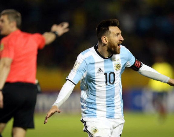 Video: Mesi het-trikom odveo Argentinu na SP!