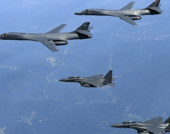 Tramp demonstrira silu