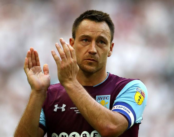 Juče završio karijeru, danas sjeo na klupu!