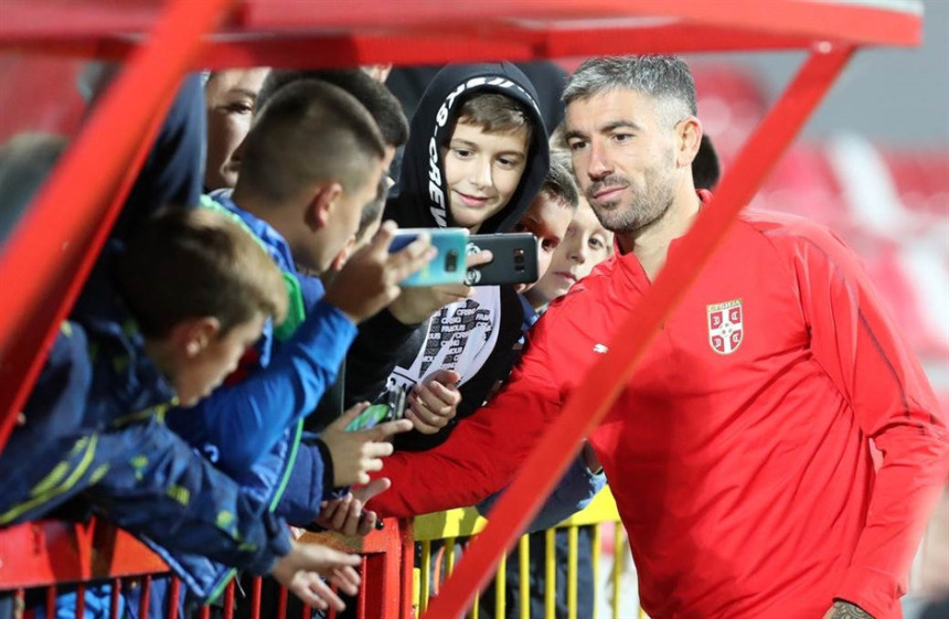 Kolarov: Sigurno ne dolazim u Zvezdu!