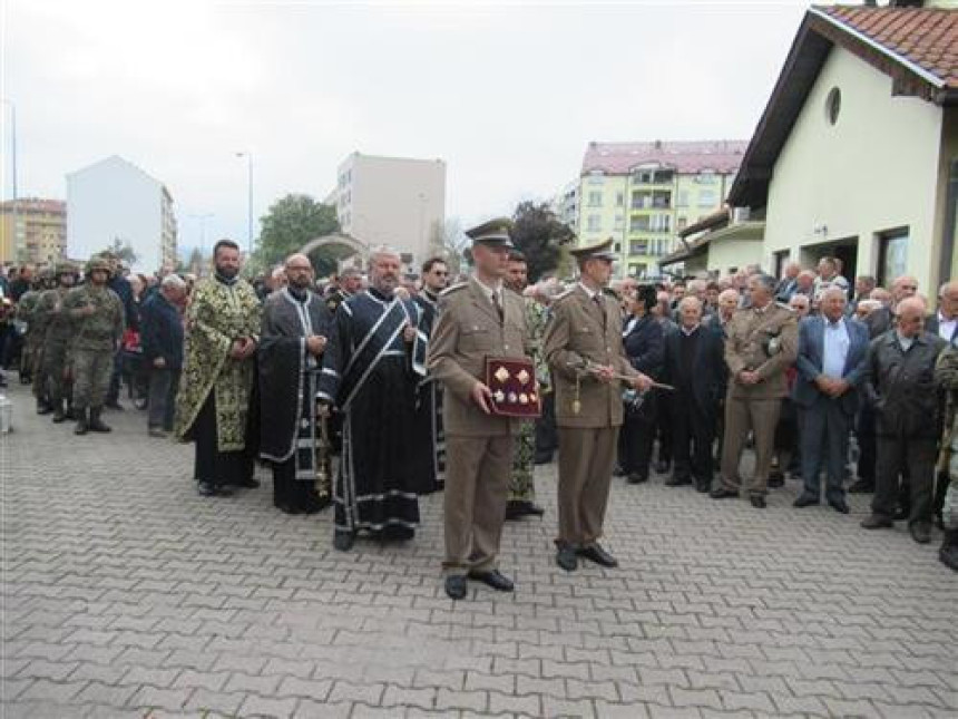 Danas sahranjen general Manojlo Milovanović u BL