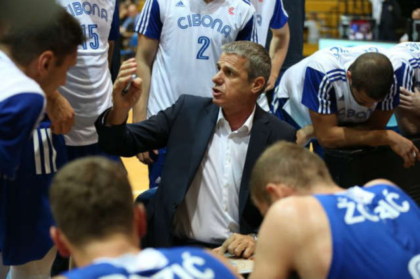 Cibona ostala bez trenera!