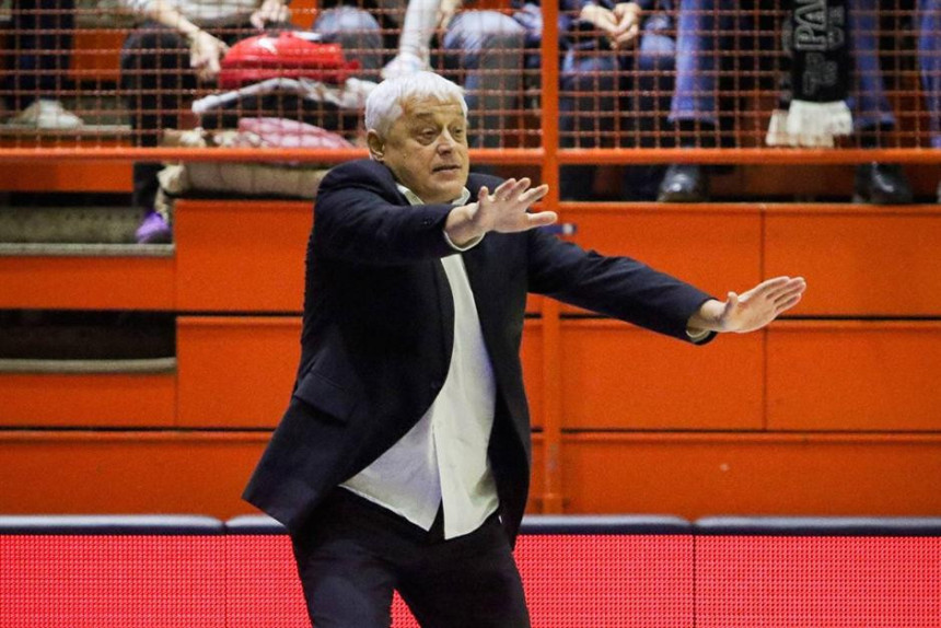 Nikolić: Čestitam igračima na energiji!