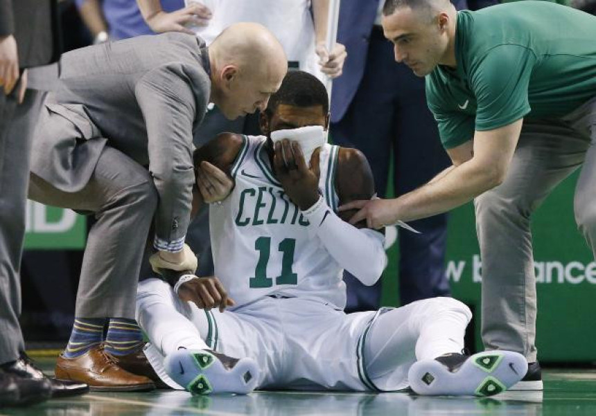 Video: Irving krvav napustio teren, udario ga Bejns!