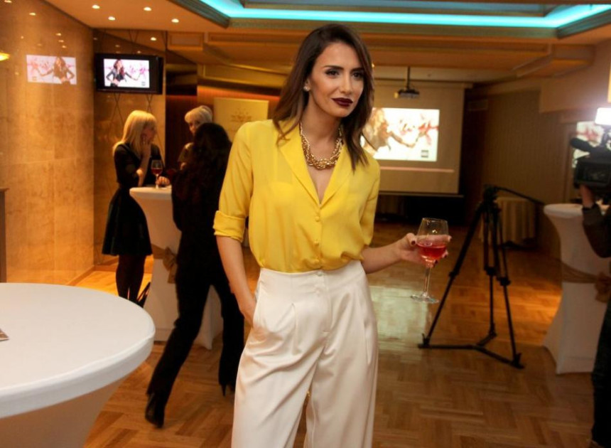 Eminina tajna: Bila već udata